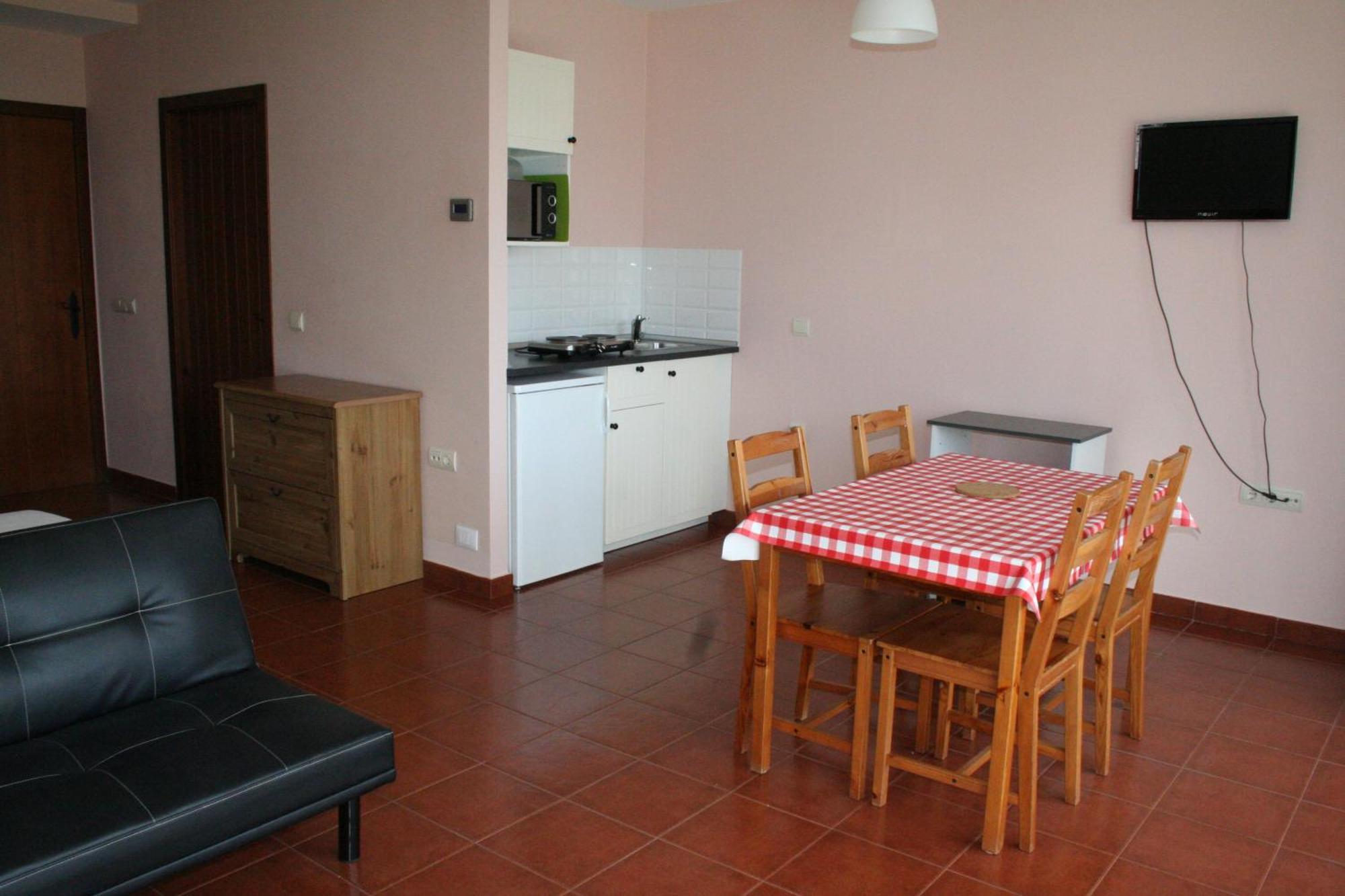 Casa Tesera El Franco Bilik gambar