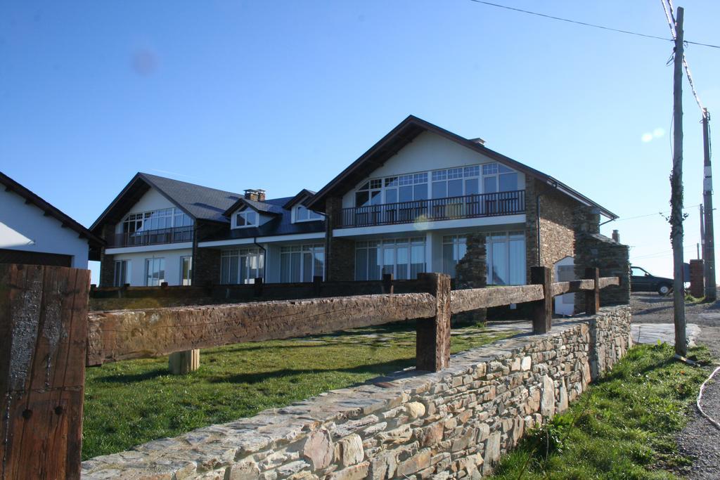 Casa Tesera El Franco Luaran gambar